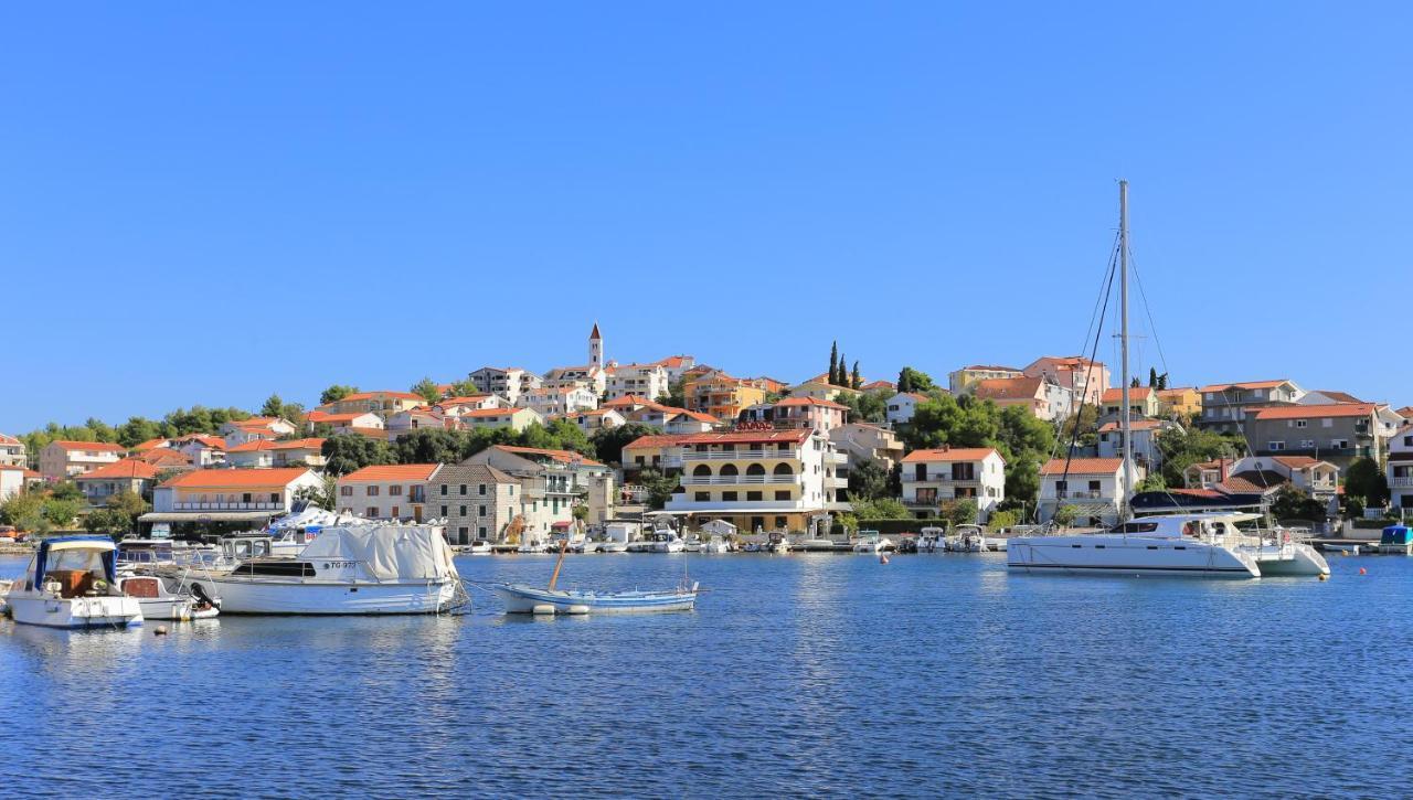 Apartments With A Parking Space Seget Vranjica, Trogir - 8507 エクステリア 写真